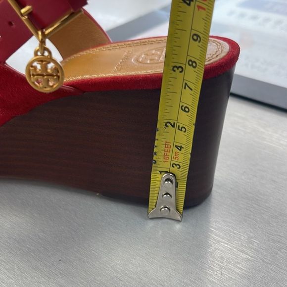 Tory Burch sandal wedge - Picture 7 of 7